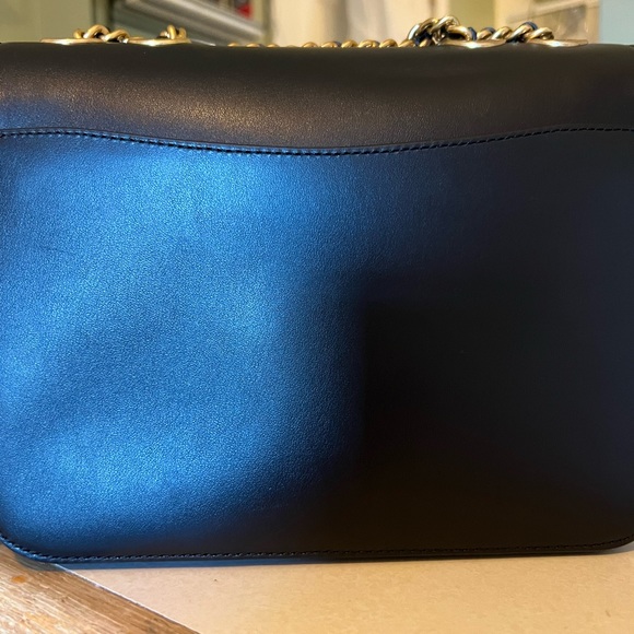 Beautiful Black coach bag never wore. - Picture 4 of 6